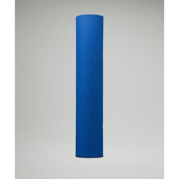 Lululemon The Workout Mat 6mm 26" x 71" Grippy Surface Pipe Dream Blue - Picture 4 of 4